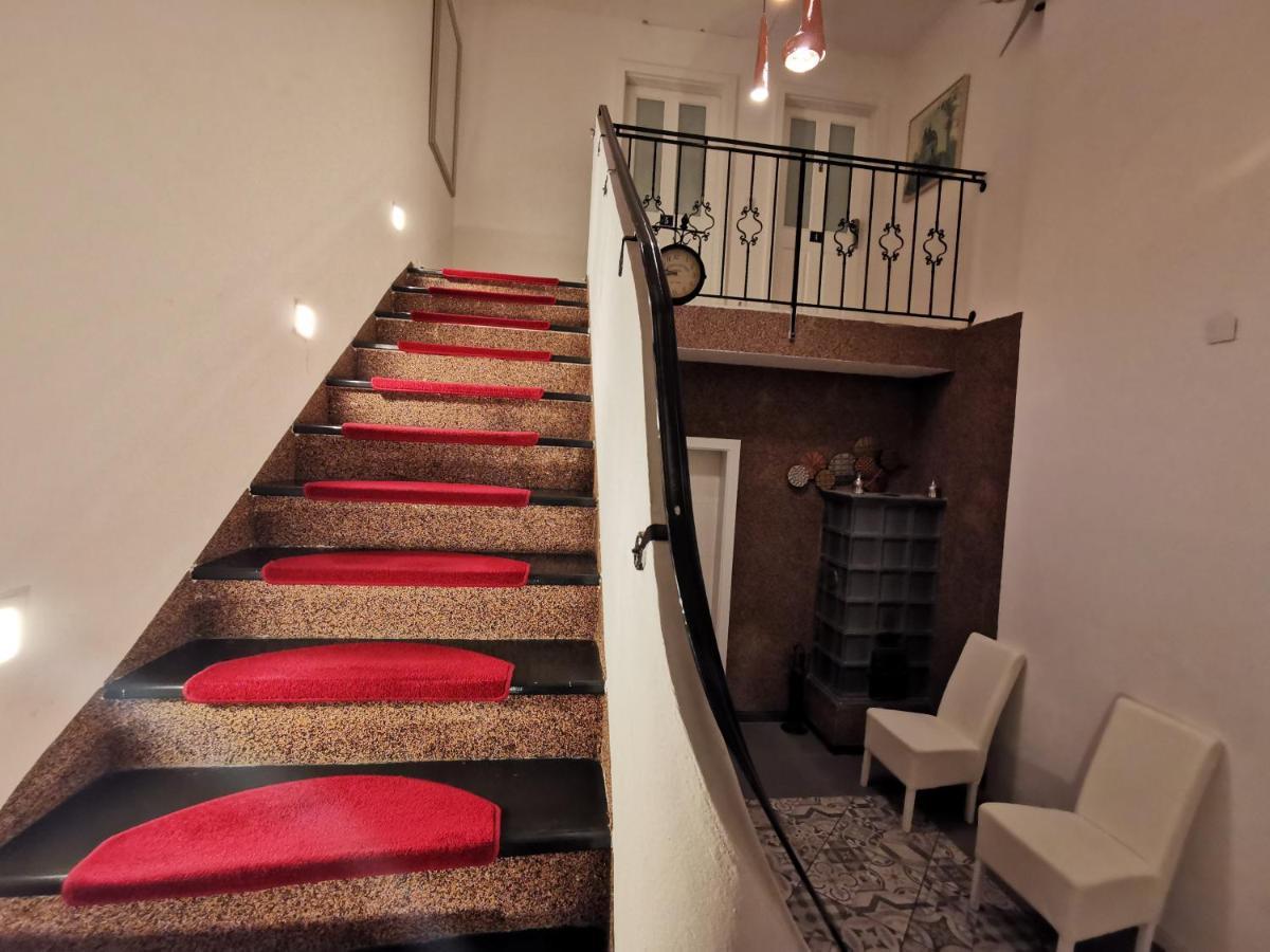 Pension Foehrenhain Gerasdorf bei Wien Luaran gambar