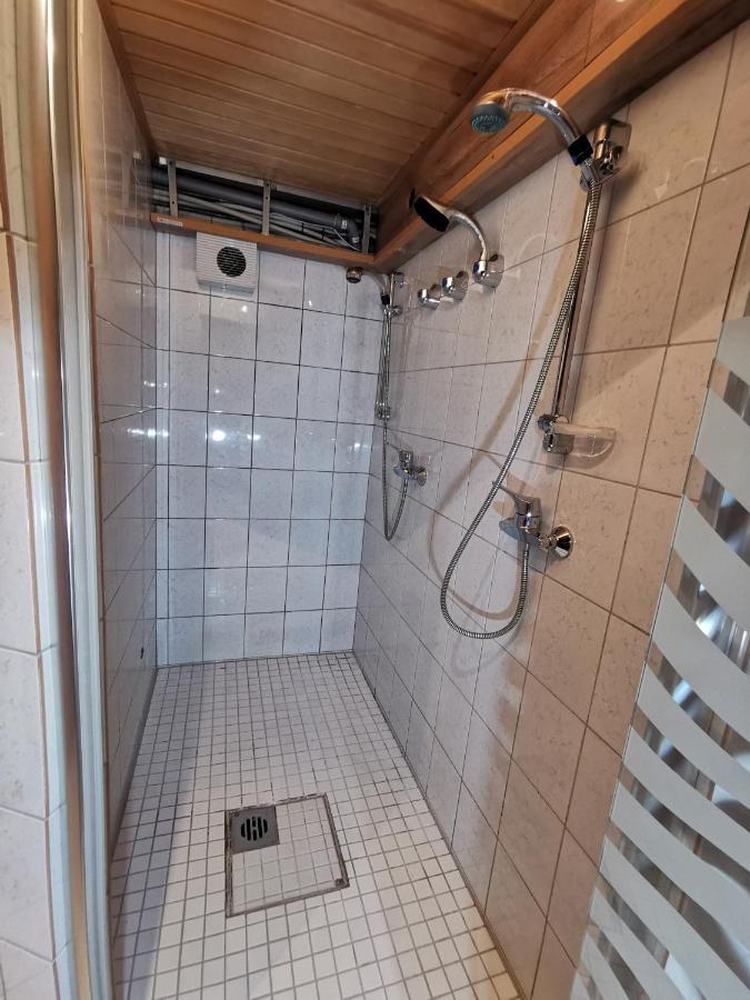 Pension Foehrenhain Gerasdorf bei Wien Luaran gambar
